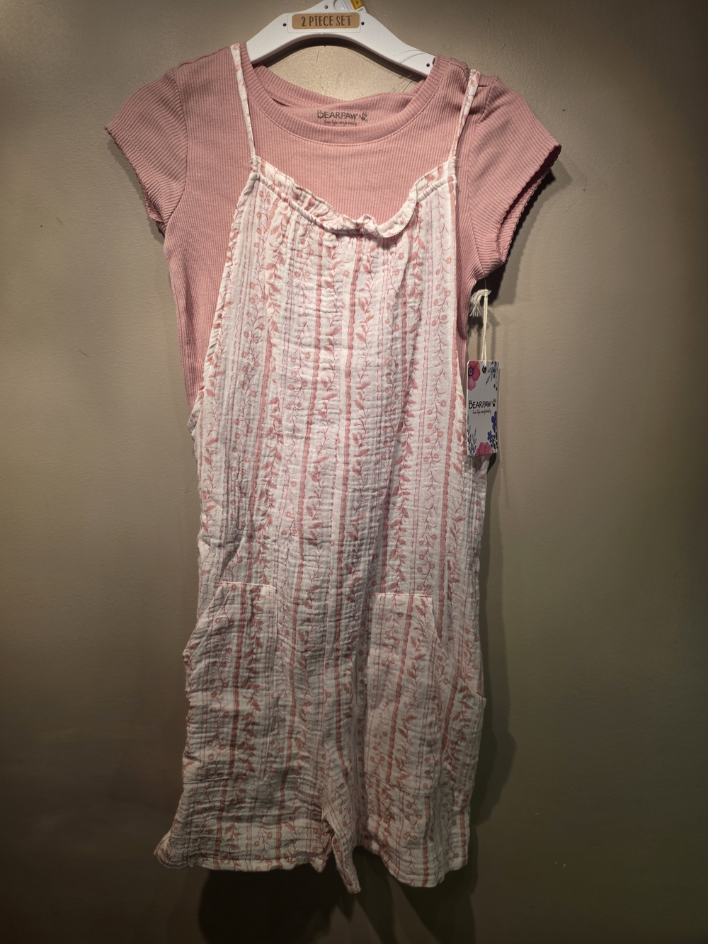 BearPaw Pink Ribbed Tee with White and Pink Floral Pinafore Size 7/8